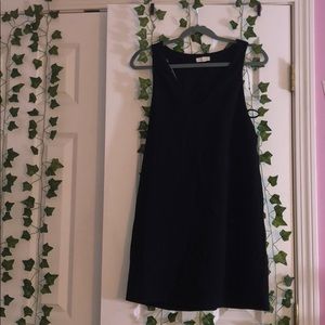 ⭐️2/$20⭐️V Neck Cut Out Little Black Dress